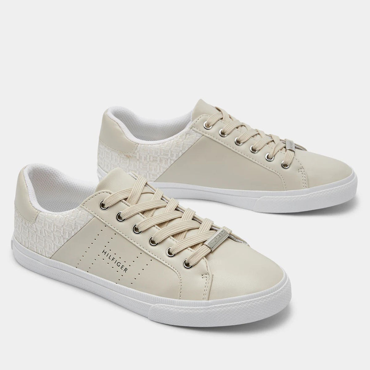 Tommy Hilfiger - Lorio Sneaker For Women