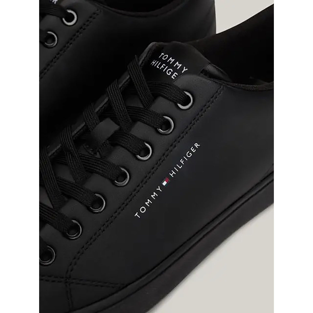Tommy - Essential Leather Logo Flatform Trainers