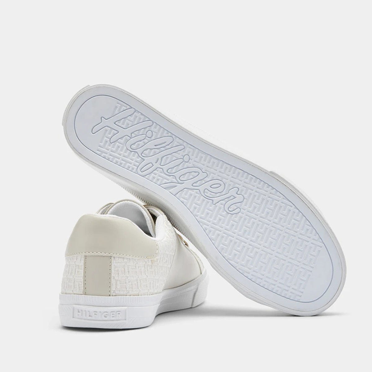 Tommy Hilfiger -  Lorio Sneaker For Women