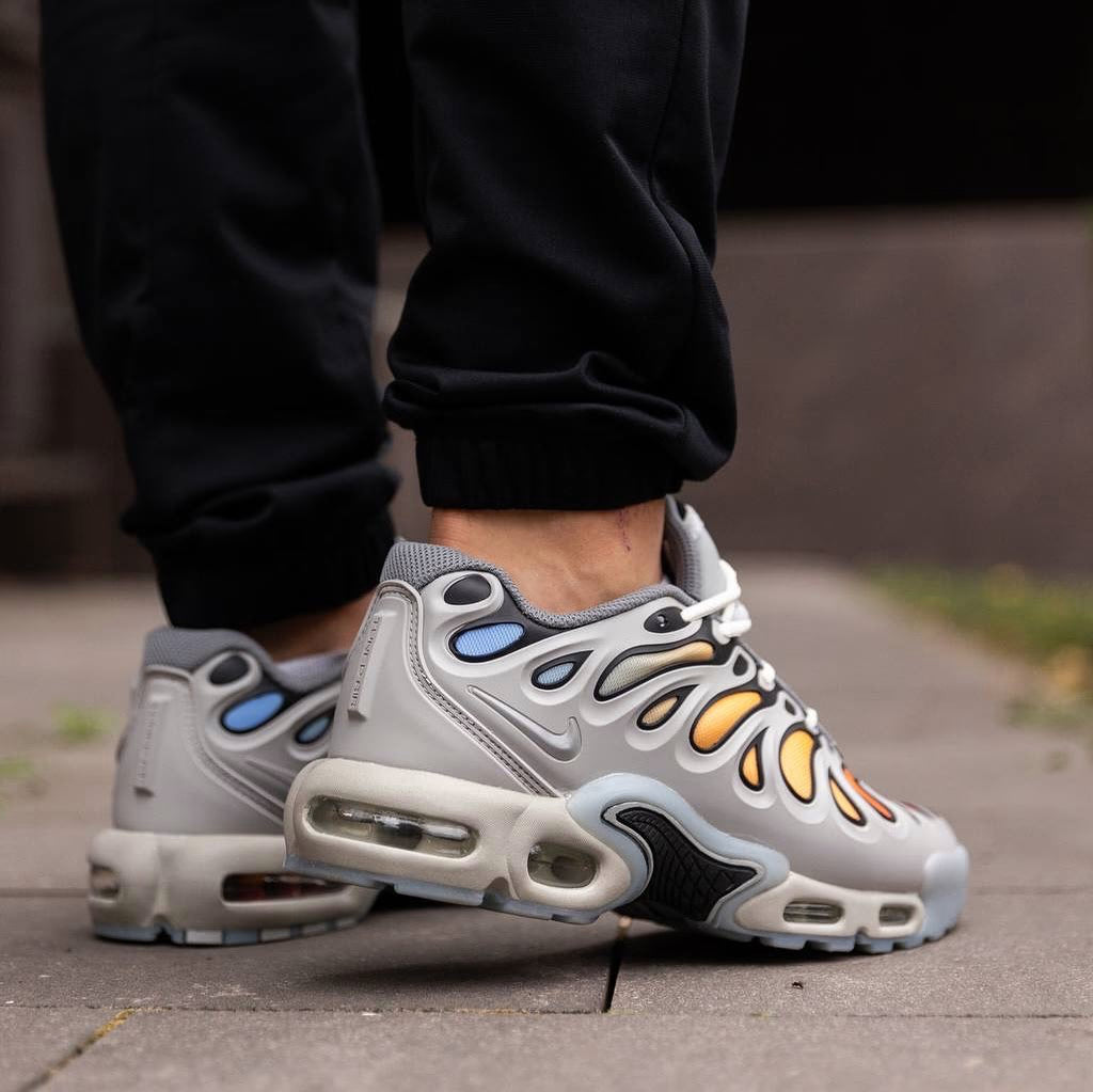 Nike Air Max Plus Drift