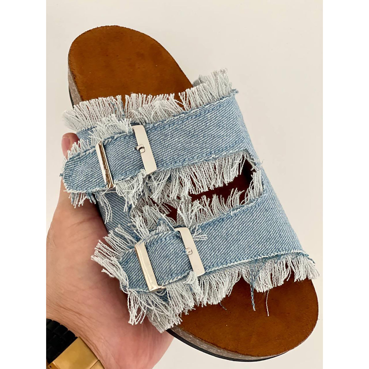 Comfortable denim flip flops for women