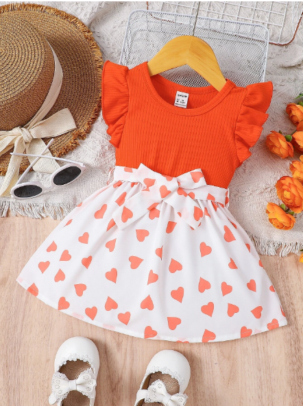 R-Shein - Baby girl's dress with heart print, ruffle hem and belt