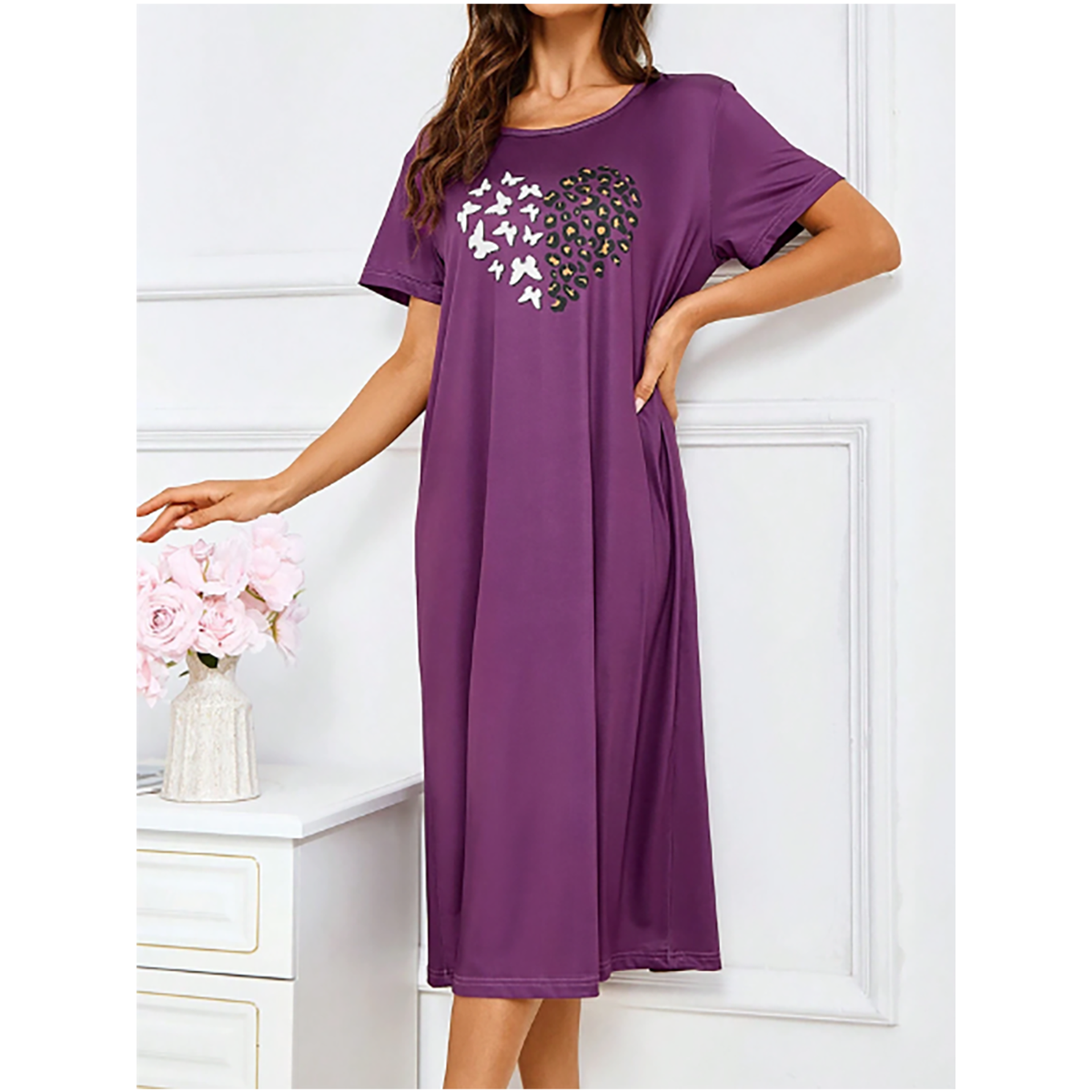 R-Shein - Women's Loose Plain Heart Print O-Neck Short Sleeve Nightgown