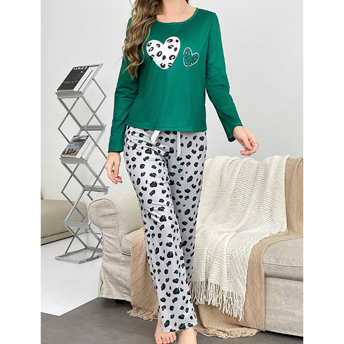 R-Shein - Women's pajama set with pants and top, long sleeve crew neck, tiger heart print